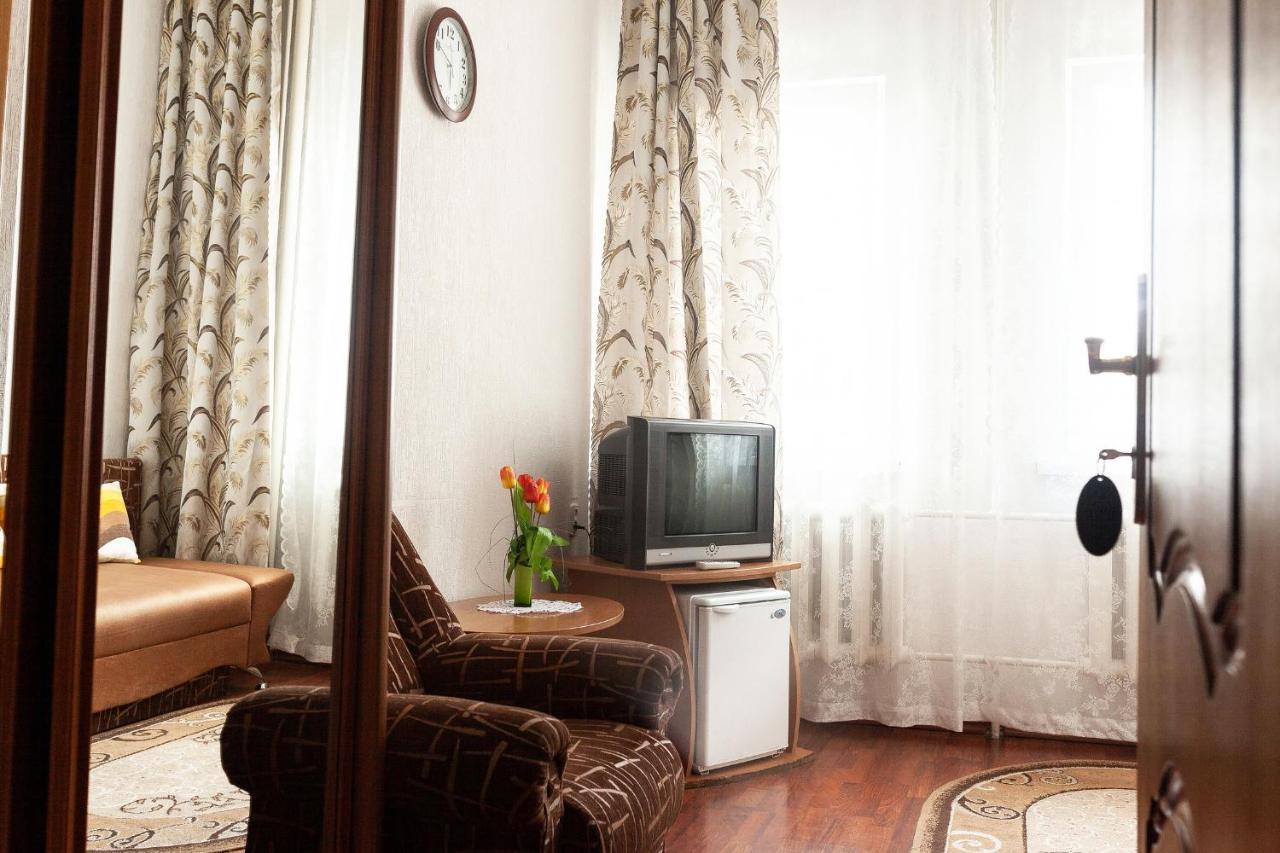 Gostinitsa "Elen" Hotel Shchuchyn Buitenkant foto