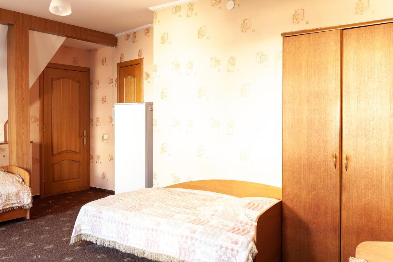 Gostinitsa "Elen" Hotel Shchuchyn Buitenkant foto